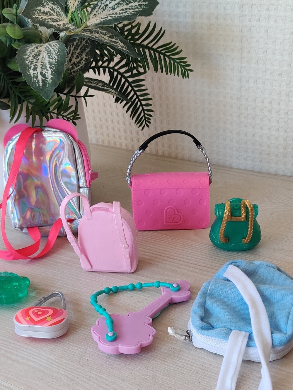 Toy Doll Accessories Play Set Lot – Mini Purse, Backpacks & Guitar